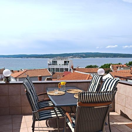 Apartman Vera Crikvenica Bagian luar foto