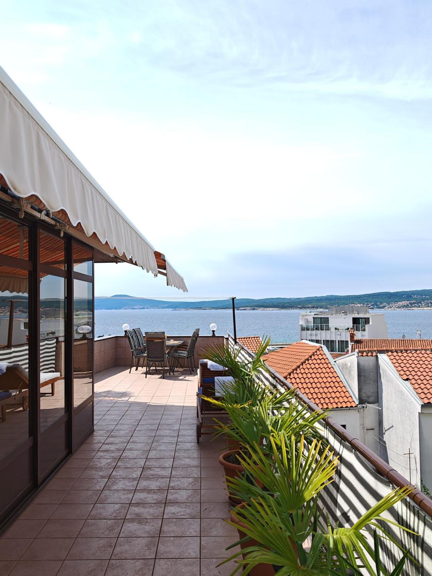 Apartman Vera Crikvenica Bagian luar foto
